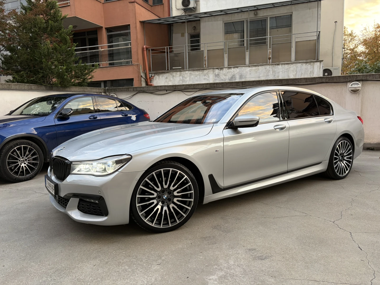 BMW 730 Ld X-drive Individual 3xTV, снимка 8 - Автомобили и джипове - 56510759