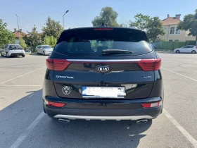 Kia Sportage 2.0CRDI GT - Line / Keyless / JBL / AWD / FULL | Mobile.bg    6