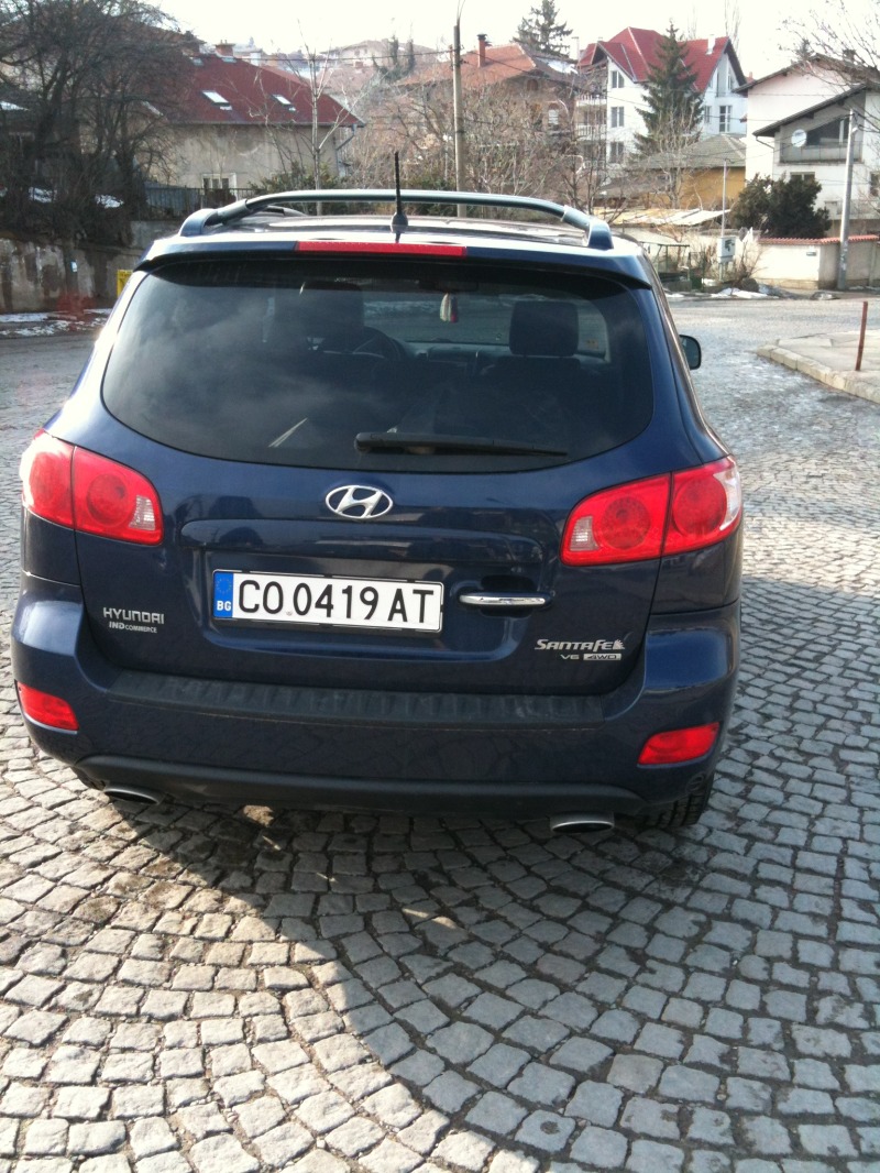 Hyundai Santa fe Газ инжекцио, снимка 2 - Автомобили и джипове - 45248934