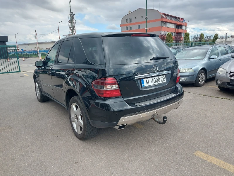 Mercedes-Benz ML 350 i, 4 MATIC, FULL EXTRI, снимка 5 - Автомобили и джипове - 47236891