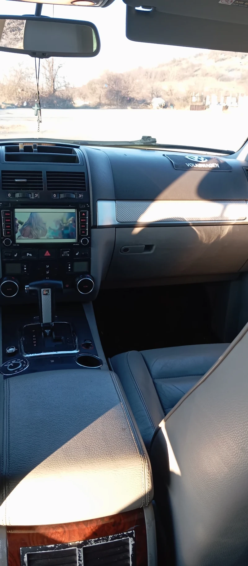 VW Touareg 3.2, снимка 3 - Автомобили и джипове - 52890464