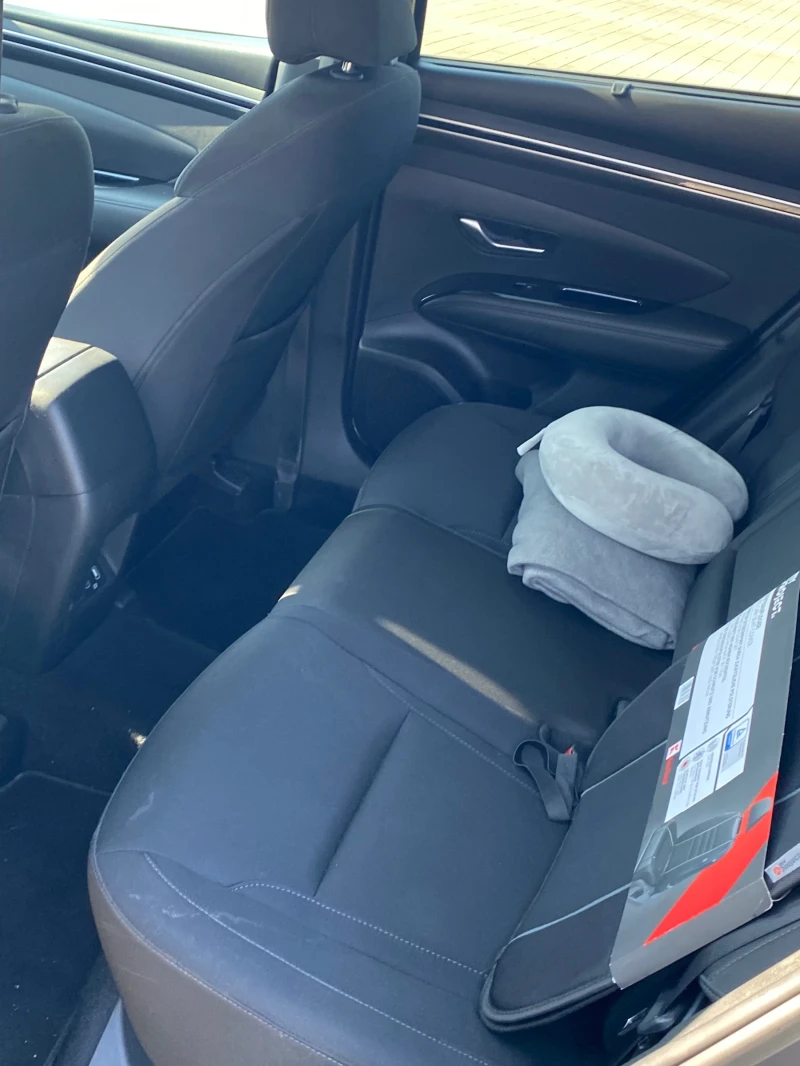 Hyundai Tucson 1.6 crdi hibrid, снимка 11 - Автомобили и джипове - 52345798