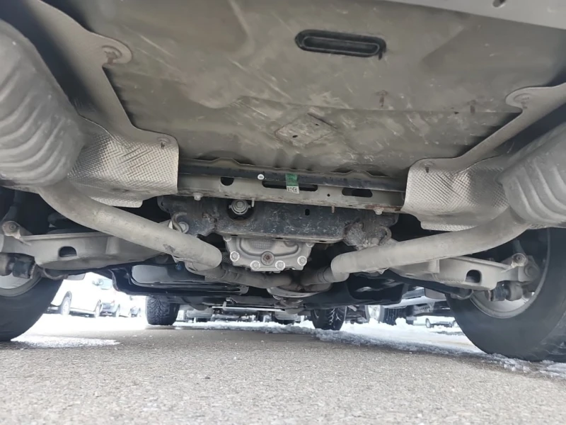 Ford Explorer XLT  CARFAX, снимка 17 - Автомобили и джипове - 52694229