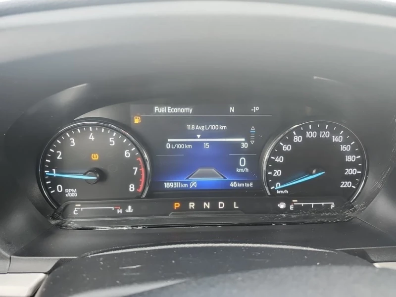 Ford Explorer XLT  CARFAX, снимка 9 - Автомобили и джипове - 52694229