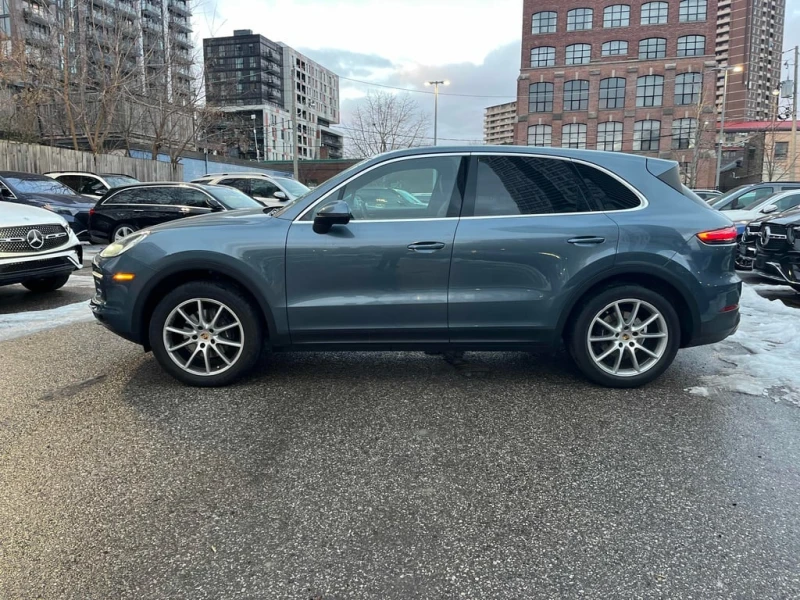 Porsche Cayenne 2019 AWD * CARFAX * БЕЗ ПЪРВОНАЧАЛНА ВНОСКА, снимка 4 - Автомобили и джипове - 52852252