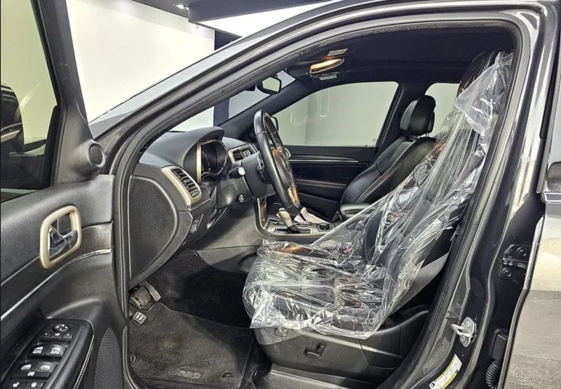 Jeep Grand cherokee LIMITED* 3.6* V6* 8ZF* ПОДГРЕВ* КАМЕРА* КЕЙЛЕС, снимка 8 - Автомобили и джипове - 53485758