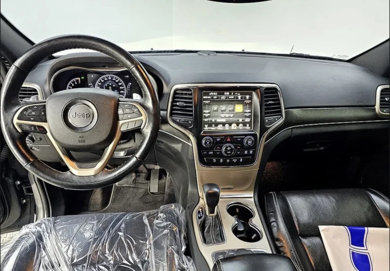 Jeep Grand cherokee LIMITED* 3.6* V6* 8ZF* ПОДГРЕВ* КАМЕРА* КЕЙЛЕС, снимка 5 - Автомобили и джипове - 53485758