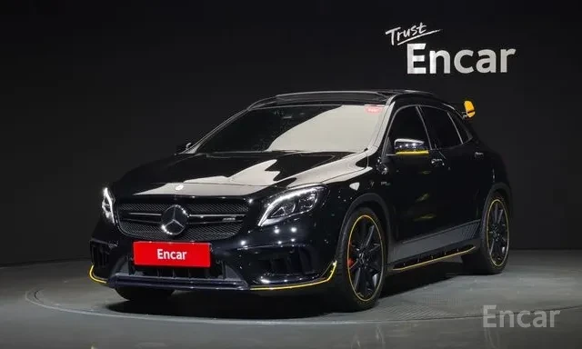 Mercedes-Benz GLA 45 AMG 50th Anniversary 