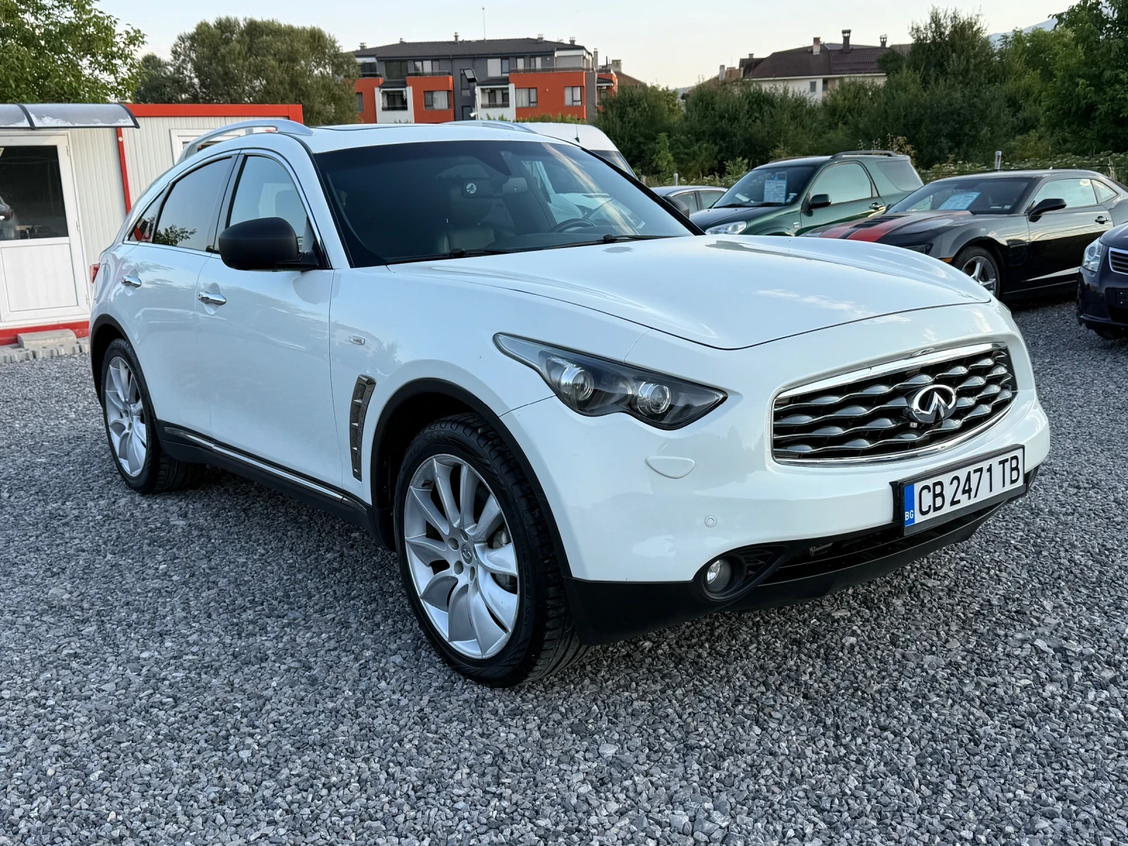 Infiniti Fx 30 dS V6 (238hp) AWD/DVD/TV/360/Подгрев/Обдухване/EU5 - изображение 3