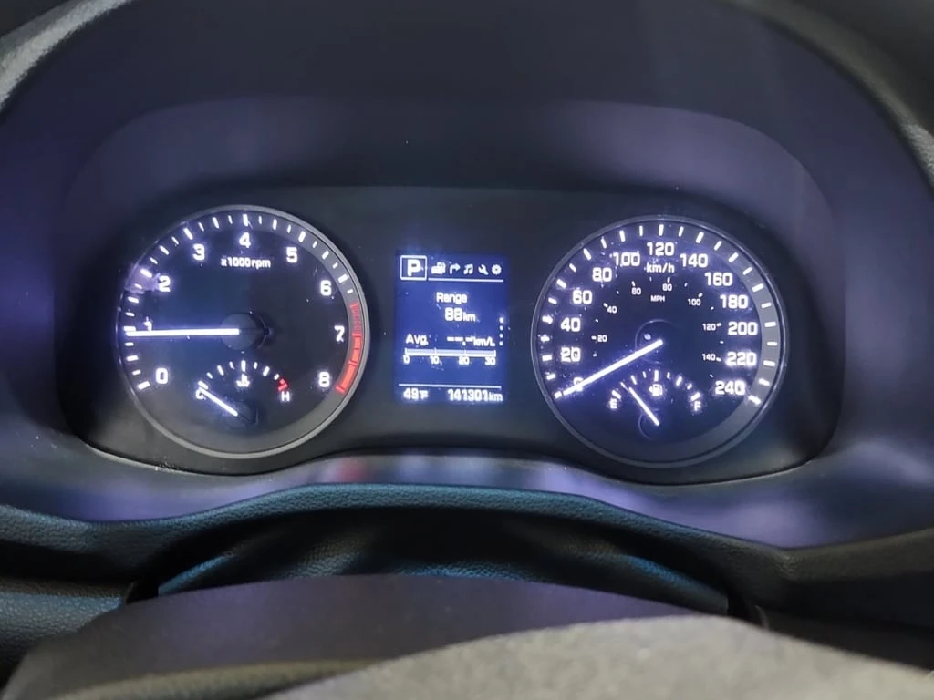 Hyundai Tucson 2018 LUXURY * CARFAX * БЕЗ ПЪРВОНАЧАЛНА ВНОСКА - изображение 8