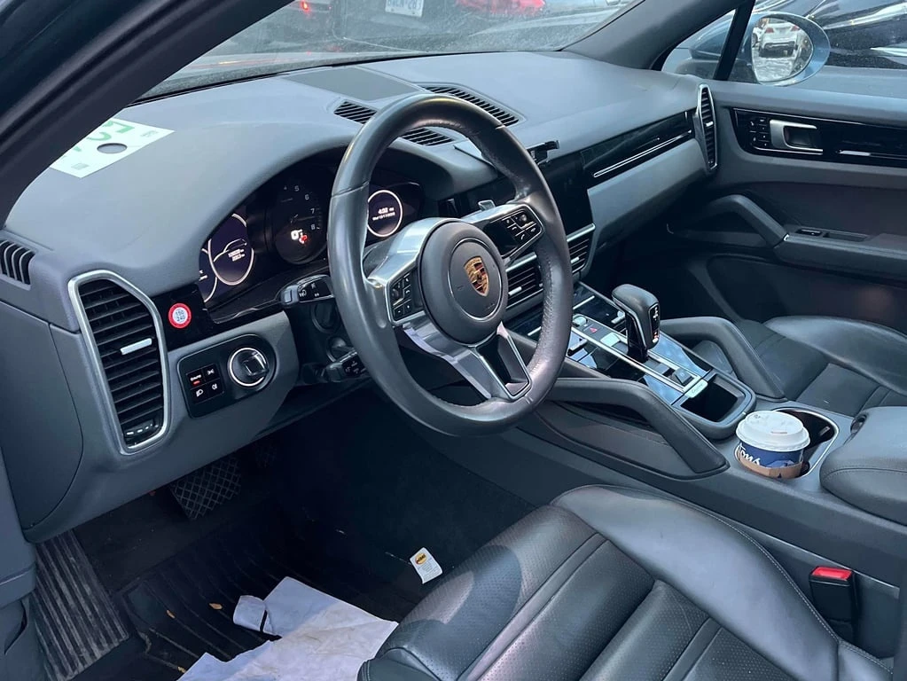 Porsche Cayenne 2019 AWD * CARFAX * БЕЗ ПЪРВОНАЧАЛНА ВНОСКА - изображение 8