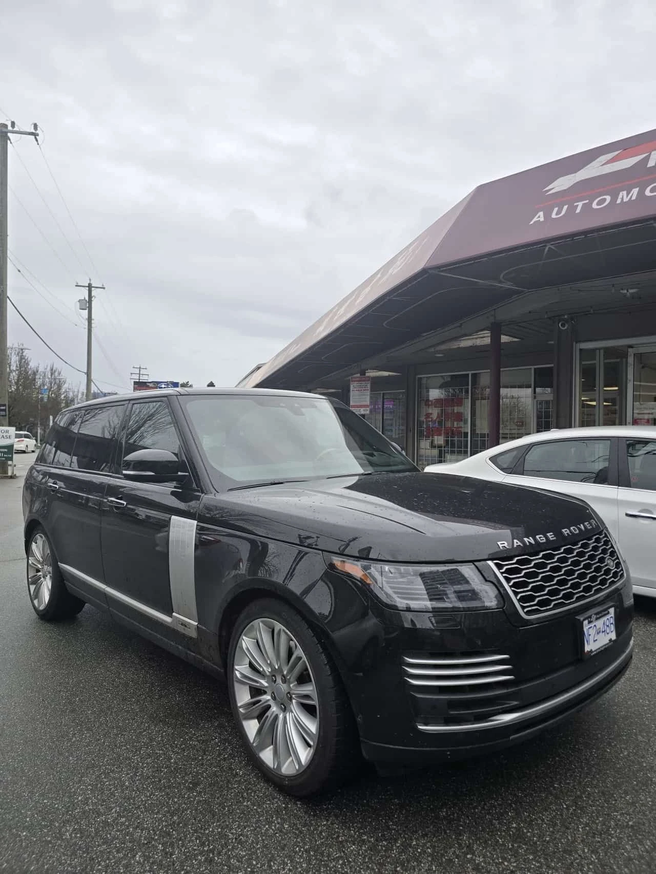 Land Rover Range rover * Autobiography * PANO* ПОДГРЕВ* KEYLESS* , снимка 10 - Автомобили и джипове - 53962775