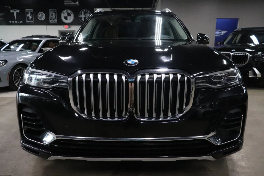 BMW X7 xDrive40i, снимка 2 - Автомобили и джипове - 54031906