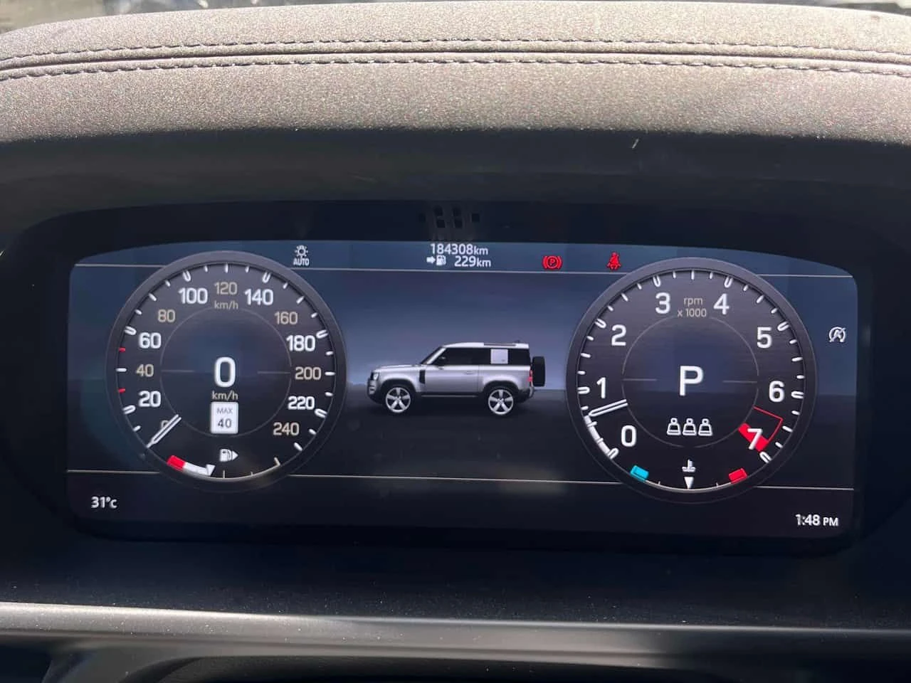 Land Rover Defender X Dynamic S/ПАНОРАМА/CARFAX/ОТ ПРЕДСТАВИТЕЛСТВО , снимка 8 - Автомобили и джипове - 55025840