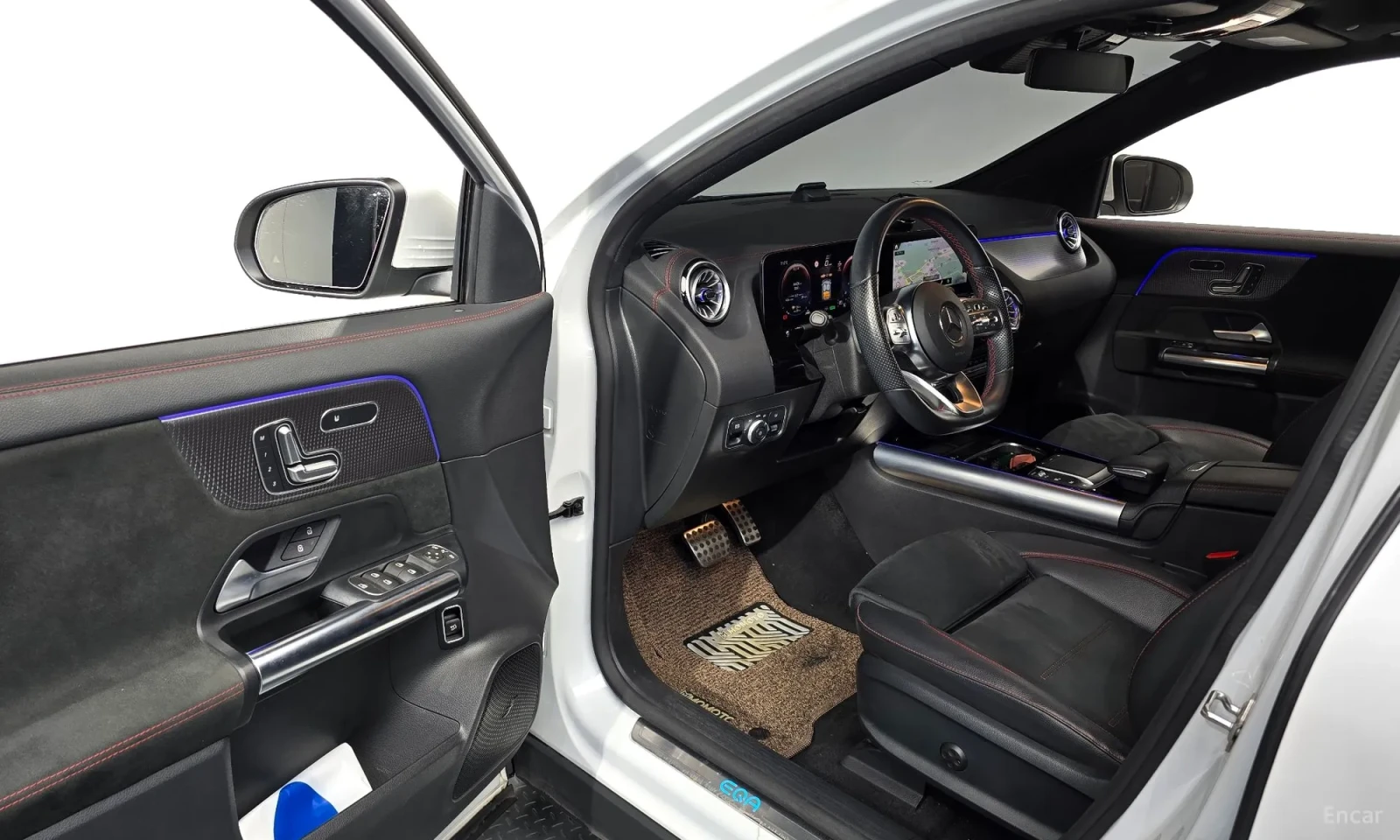 Mercedes-Benz EQA AMG-PACK* EKSTROV* UNIKAT* 64000KM!!!* , снимка 10 - Автомобили и джипове - 55183869