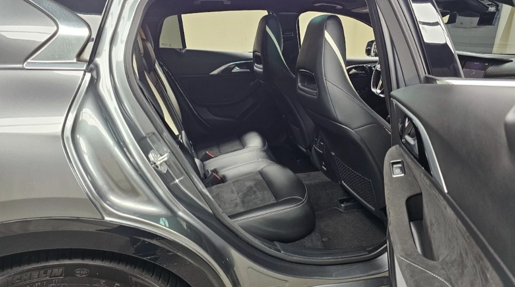 Infiniti Q30 S 2.0T, снимка 6 - Автомобили и джипове - 55216357