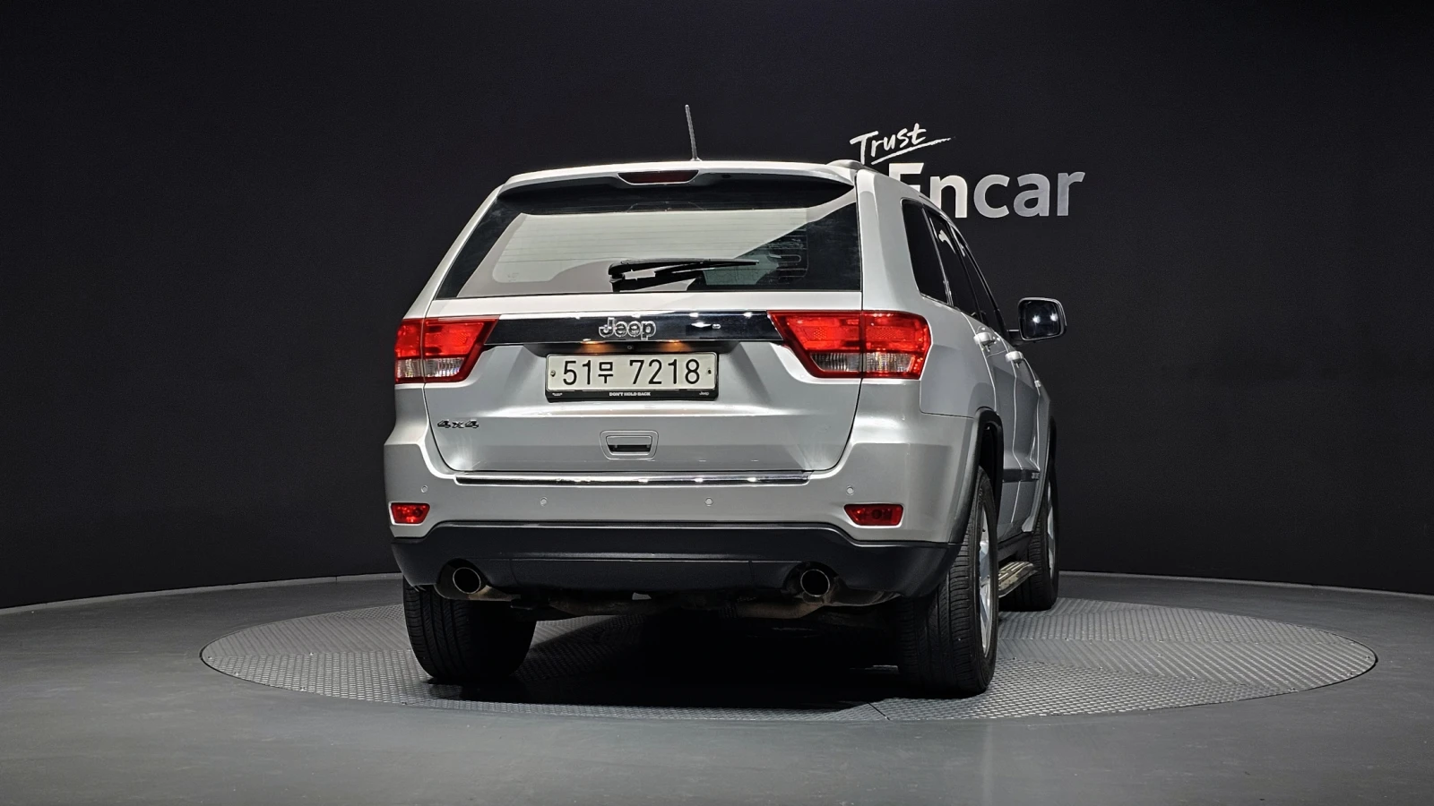 Jeep Cherokee 3.0* ЛЮК* КРАЙНА ЦЕНА, снимка 4 - Автомобили и джипове - 55594526