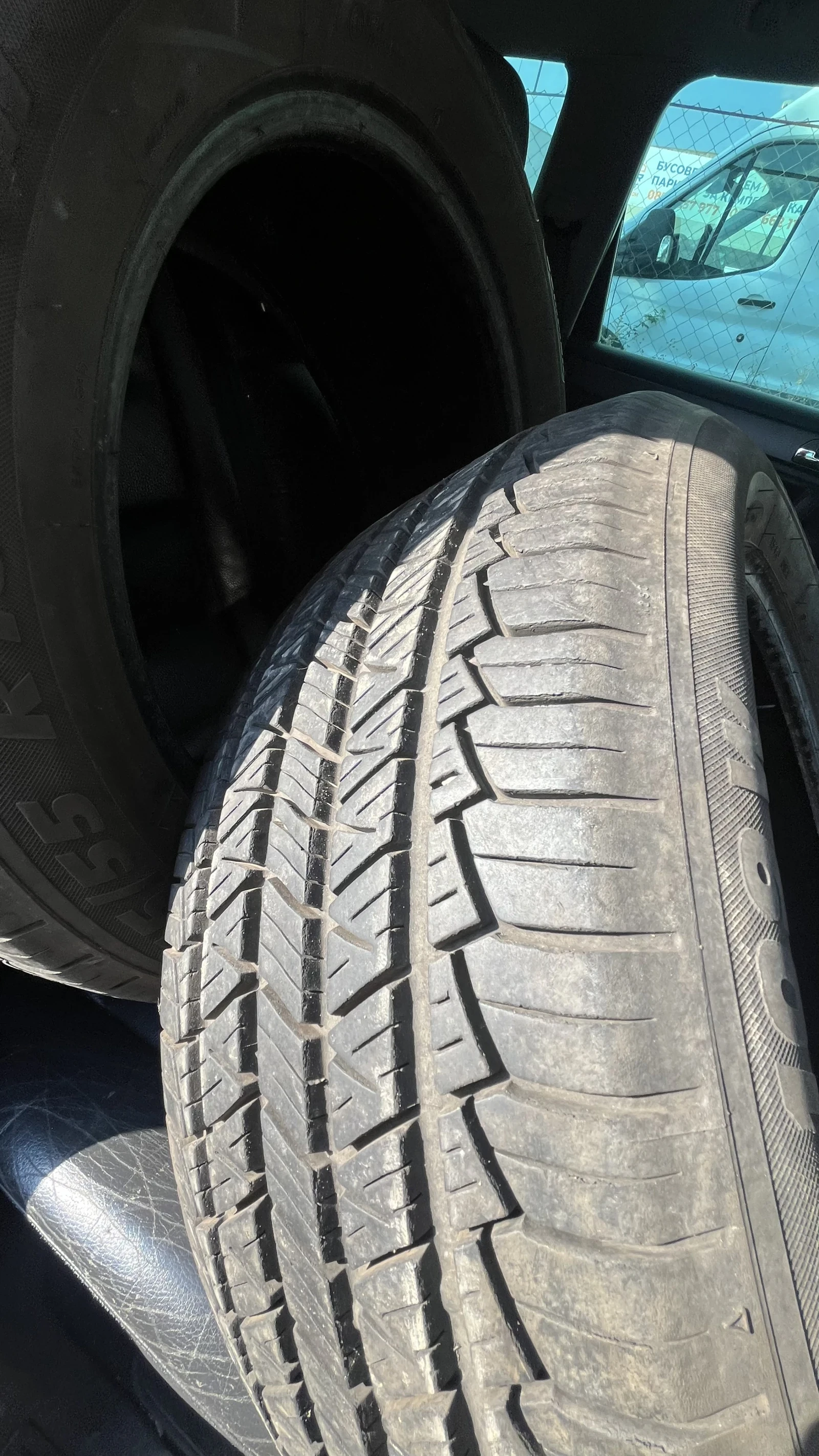 VW Touareg, снимка 8 - Автомобили и джипове - 55799820