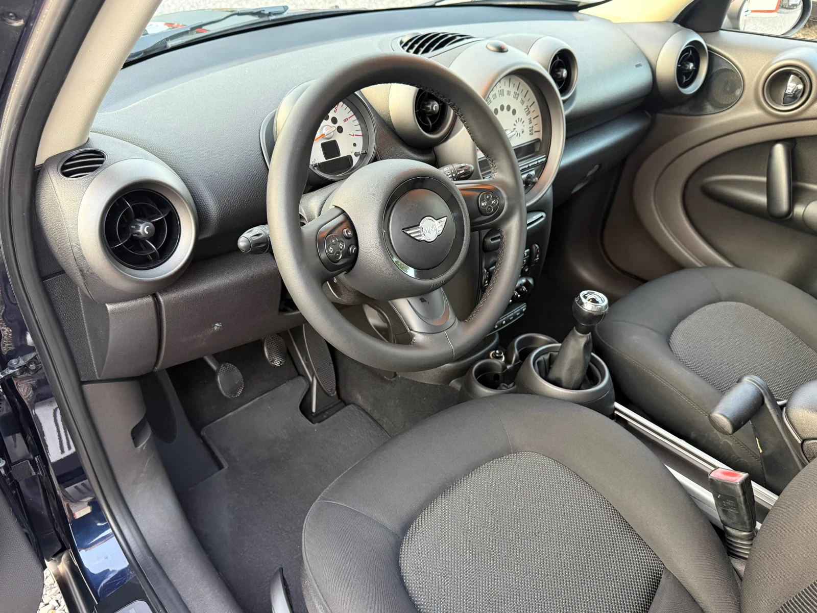 Mini Countryman 1.6D (90hp) Euro 5A / 198000km ./Регистриран/, снимка 9 - Автомобили и джипове - 55891672