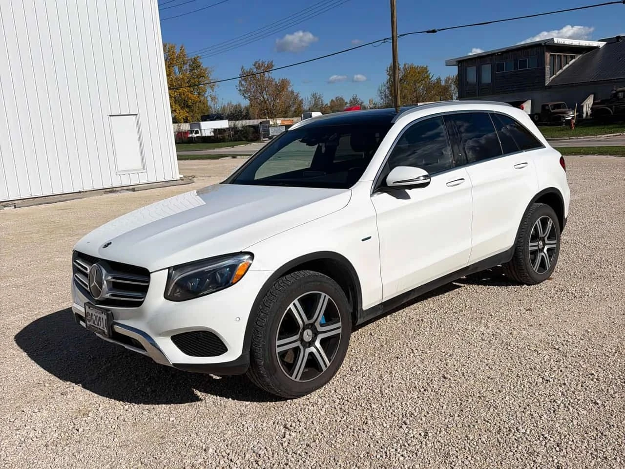 Mercedes-Benz GLC 350 e * CARFAX * ОПЦИЯ ЗА ФИНАНСИРАНЕ