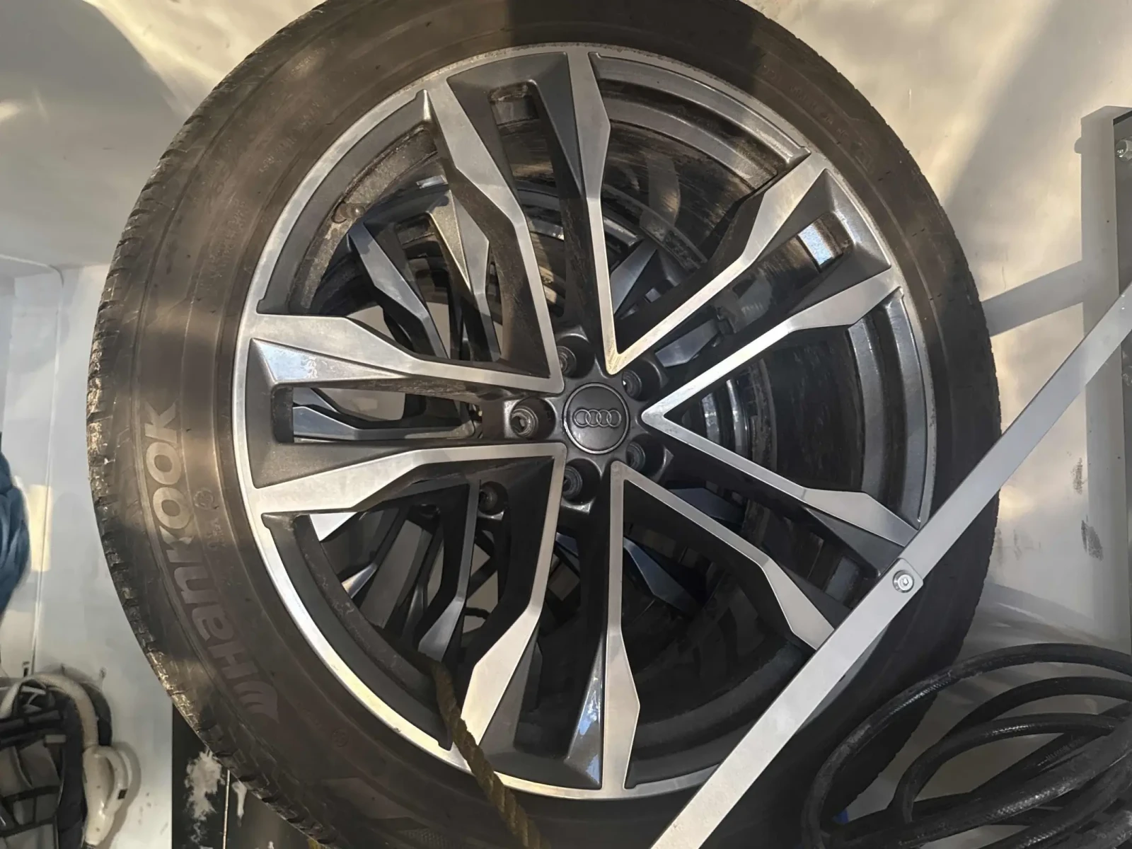 Audi SQ8 / 360 / Distronic / Matrix / Hud / B&O / ������ | Mobile.bg � ����������� 10