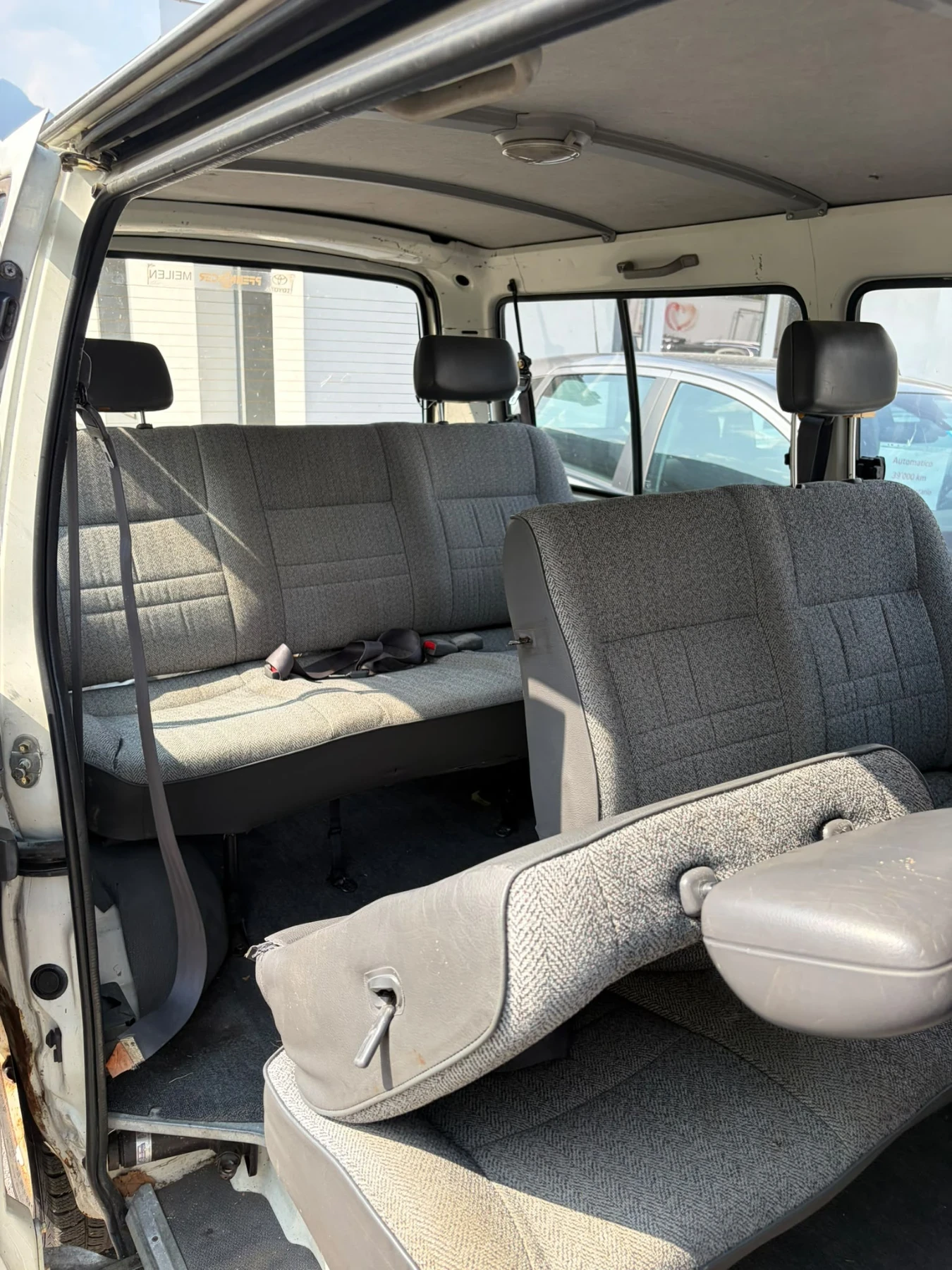 Toyota Hiace Toyota Hiace 2.4i 4WD   4x4   9 ����� | Mobile.bg � ����������� 11