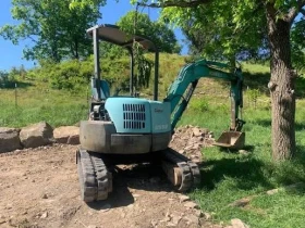 Багер Kobelco 3 тона, снимка 1