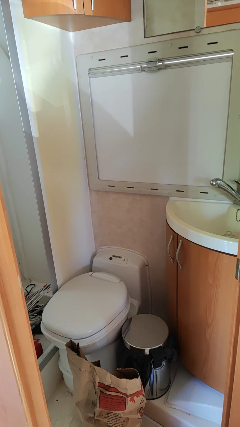 Кемпер Fiat Ducato, снимка 8 - Каравани и кемпери - 48932412