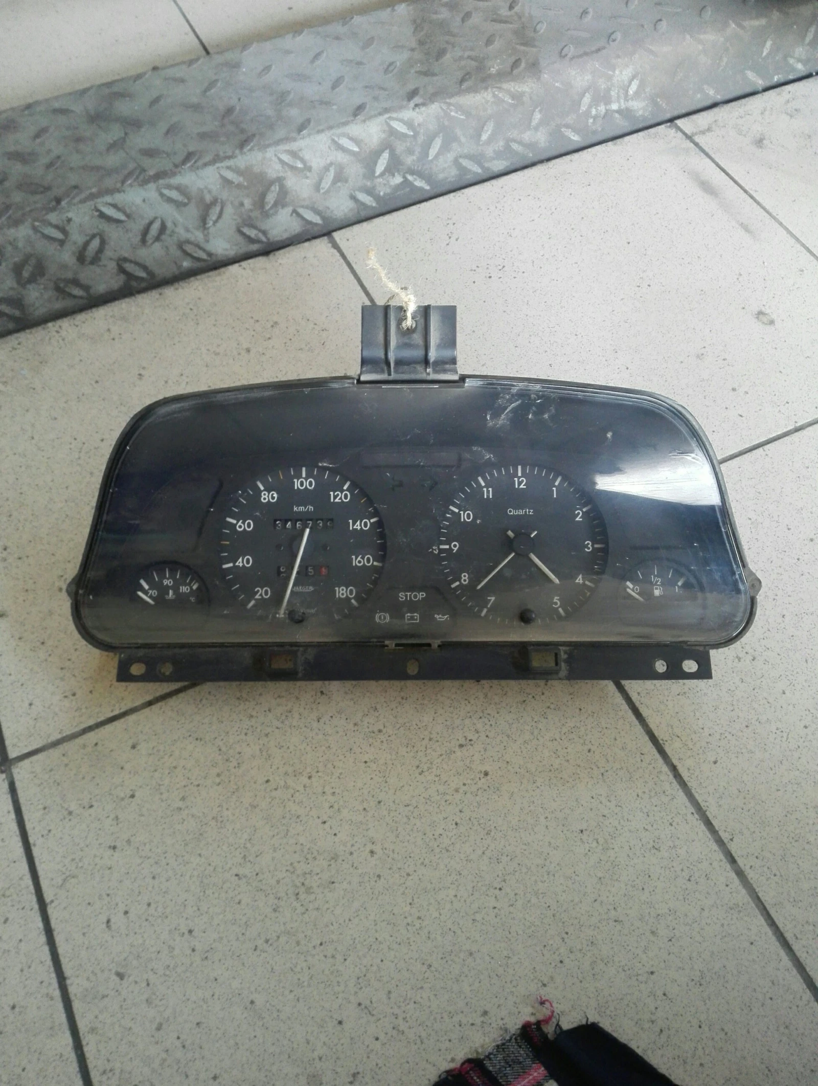 ���������� ������� ������ 1.9�� | Mobile.bg � ����������� 1