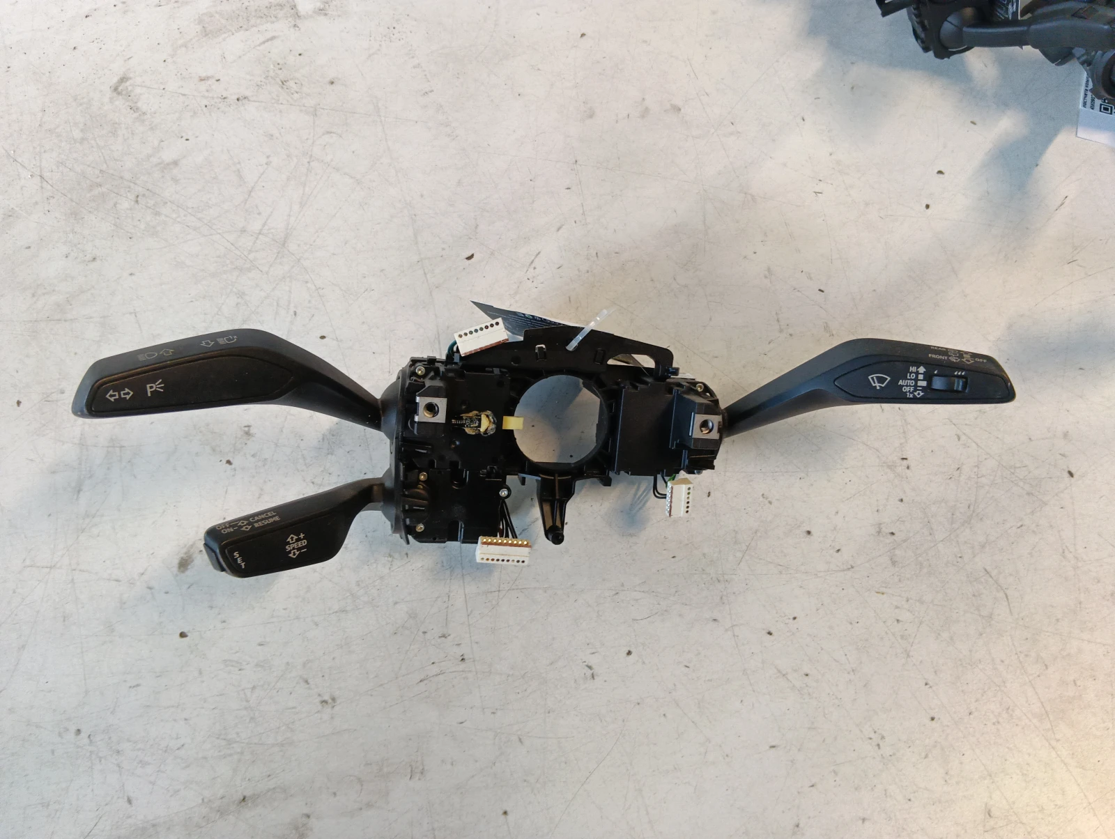лостчета комплект 8V0953521HB 8V0953502AH Audi A3
