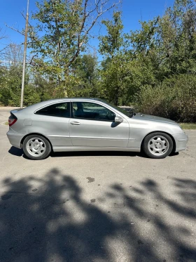 Mercedes-Benz C 220, снимка 2
