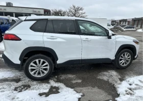 Toyota Corolla Cross ПОДГРЕВ * ДИСТРОНИК * BLIND SPOT * КАМ * CARPLAY *, снимка 4