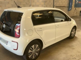 VW Up 27000 km Подгреви, снимка 4