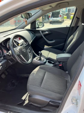 Opel Astra 1.4T LPG, снимка 9