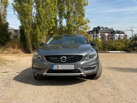 Volvo V60 Cross Country D4, снимка 1