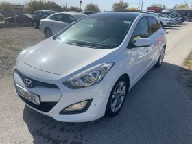     Hyundai I30 1.6 CRDi Navi Panorama