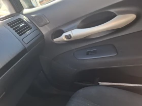 Обява за продажба на Toyota Auris ~9 999 лв. - изображение 6