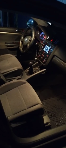 VW Golf 1.6 fsi - 3600 € / 7040.99 лв. - 81215849 10