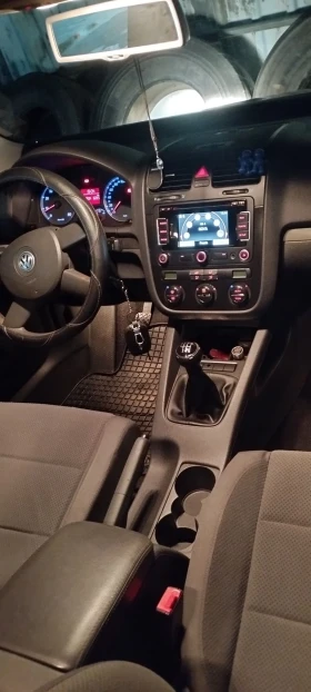 VW Golf 1.6 fsi - 3600 € / 7040.99 лв. - 81215849 9