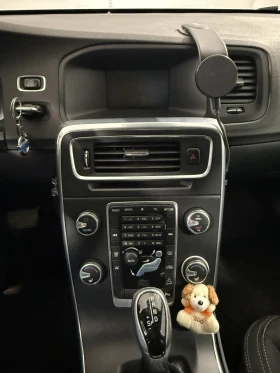 Volvo V60 Cross Country D4 | Auto.bg — изображение 13