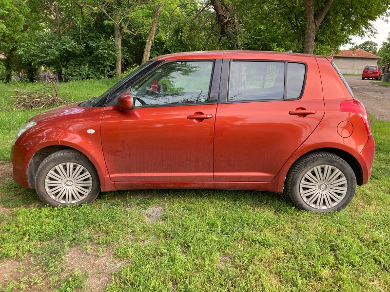 Suzuki Swift, снимка 4 - Автомобили и джипове - 44500660