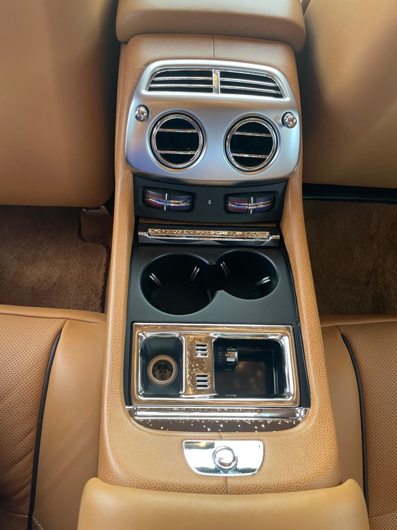 Rolls-Royce Wraith Двуцветен, снимка 13 - Автомобили и джипове - 42827281