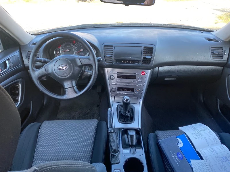 Subaru Legacy 2.0 Швейцария, снимка 8 - Автомобили и джипове - 44498772