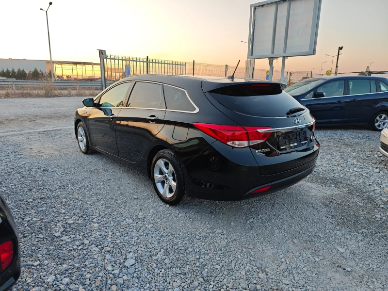 Hyundai I40 1.6i 135к.с., снимка 6 - Автомобили и джипове - 47916157