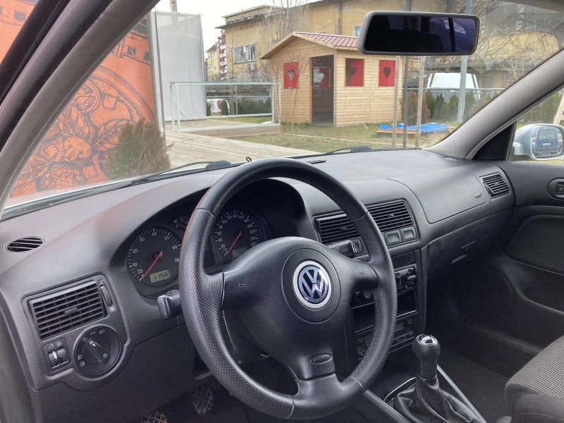 VW Golf 1.6 16V, снимка 7 - Автомобили и джипове - 48493018