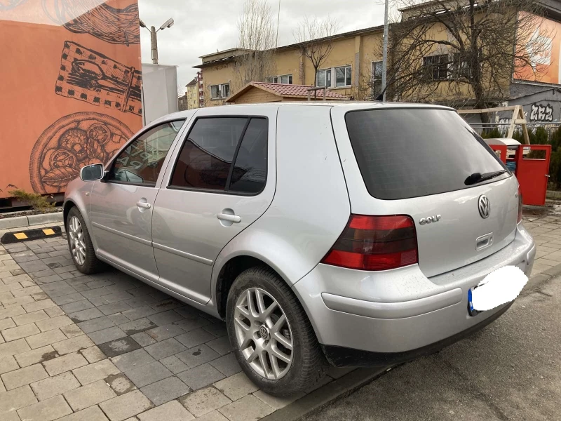 VW Golf 1.6 16V, снимка 3 - Автомобили и джипове - 48493018