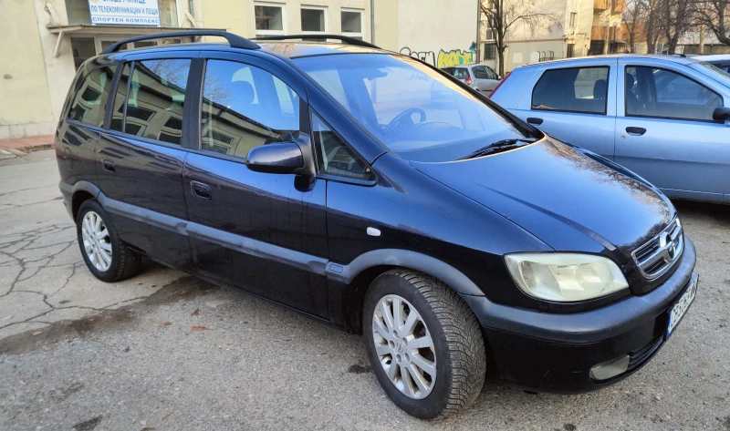 Opel Zafira 2.2 DTI, снимка 5 - Автомобили и джипове - 48520767