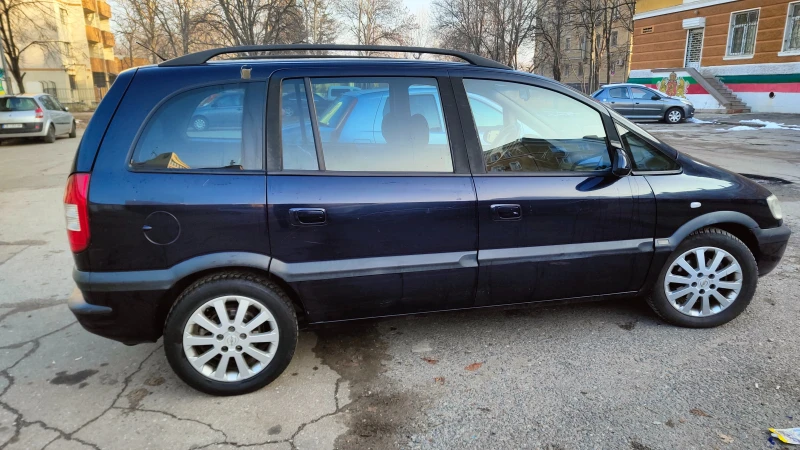 Opel Zafira 2.2 DTI, снимка 6 - Автомобили и джипове - 48520767