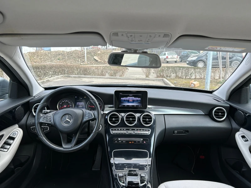 Mercedes-Benz C 220 КАТО НОВА, снимка 13 - Автомобили и джипове - 49316426