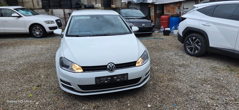 VW Golf 1.6d, снимка 13 - Автомобили и джипове - 51883703